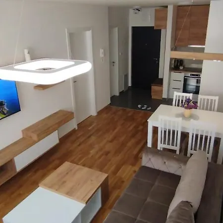 Apartment Dual Apartman